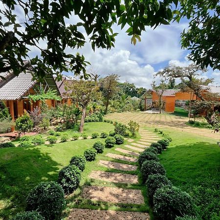 Sora Homestay Pleiku Exterior foto