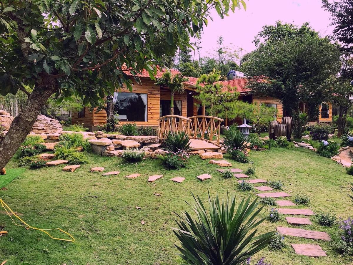 Sora Homestay Pleiku Exterior foto