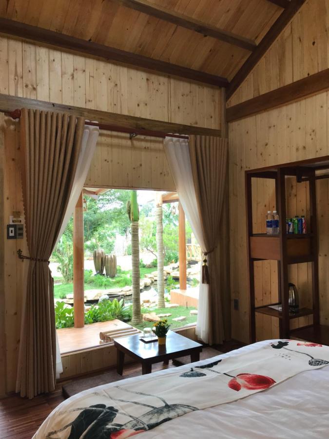 Sora Homestay Pleiku Exterior foto