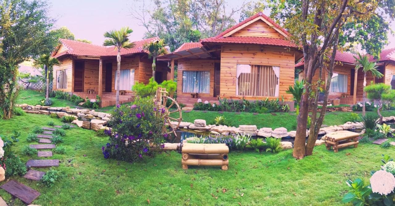 Sora Homestay Pleiku Exterior foto
